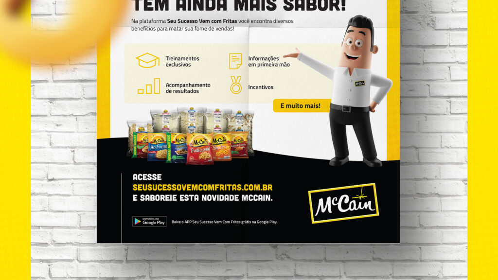 Folheto promocional impresso detalhando módulos de treinamento, acompanhamento de resultados e prêmios da McCain
